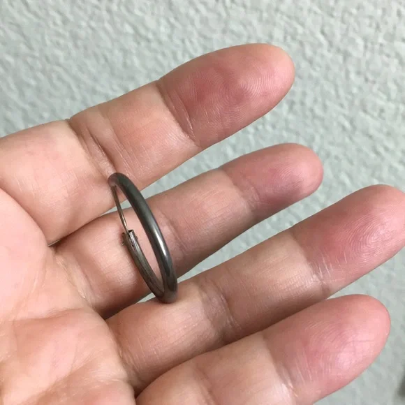 🖤Vtg Sterling silver hoop earrings - Picture 5 of 9